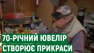 Тонкощі ювелірної роботи: пенсіонер з Миколаєва виготовляє прикраси з коштовного каміння