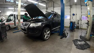 Remove engine voklswagen Touareg V6 TDi timelapse