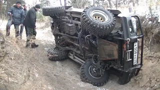 Уложили Сурфа на бок... (Toyota Surf overturned).