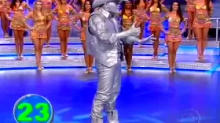 Se Vira nos 30. Estatua Viva no Domingao do Faustao.