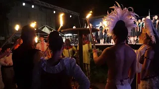 Festival del folklore a Gorizia: il momento dell'accensione del Tripode