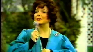 Kathryn Grayson, Show Boat Medley, Ol' Man River, Make Believe, 1976 TV