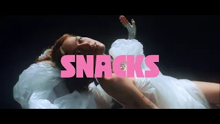 Antje Schomaker - SNACKS (Offizielles Musikvideo)