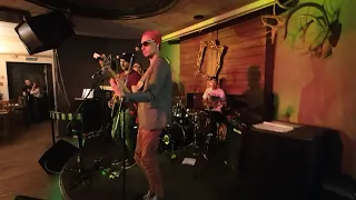 PITBULL BAND - По волнам! К твоим рукам так долго по волнам иду я. Я сам не свой, иди со мной..Кавер