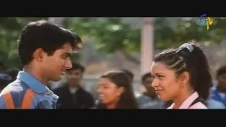Chitram Movie Songs - Maavoi Maavoi  - Uday Kiran, Reema Sen