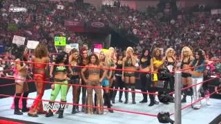 WWE DIVA RAW 2009 . 7 TO 7