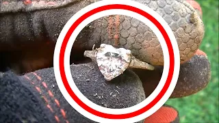 DID I JUST FIND A DIAMOND RING??? Metal Detecting Lost Valuables! Smartphone, Old Coins & More!