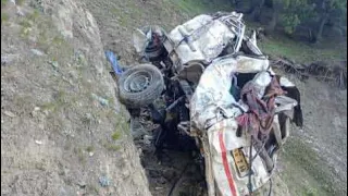 10 people are feared to have died after a vehicle skidded off the road and fell into a deep gorge