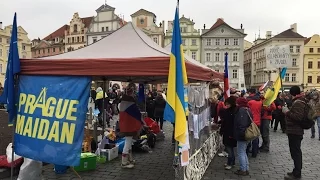 У Празі пройшла акція «Лист Путіну» - Євромайдан в Празі - hromadske.eu