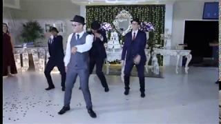 Dança dos noivos e com os Padrinhos - Enrique Iglesias, Beyoncé, Michael Jackson e PSY