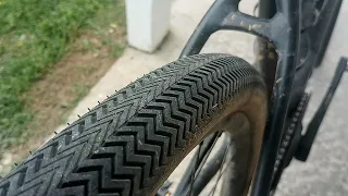 Specialized Sawtooth 700x42c gravel tire 10 month review