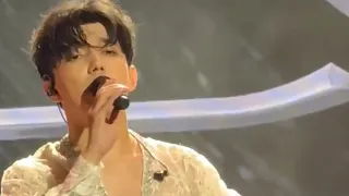 Димаш исполнил в Стамбуле песню о любимой Родине / fancam / 24.05.2024 #dimashkudaibergen