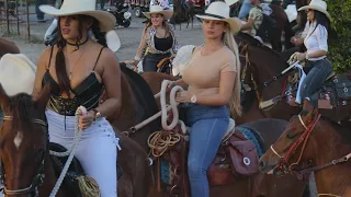 Increíble CABALGATA en Roldanillo - Valle | COLOMBIA 2023 🐴