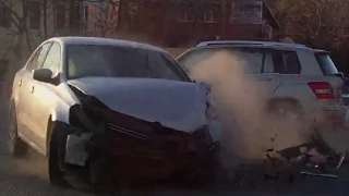 Crazy Car Crashes Car accident compilation part 27