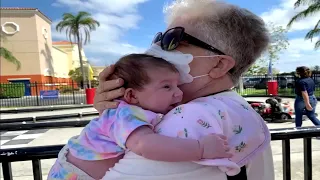 Aventura grandmother has emotional reunion with family after finally getting vaccinated