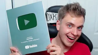 Unboxing Silver Play Button. I Finally Got It! New Design 2019 Edition.