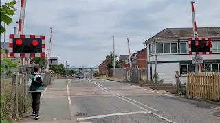 Croes Newydd Level Crossing (17/6/2023)