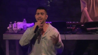 Mahmood il nilo nel naviglio LIVE PARIS Café de la danse 01/11/2019