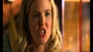 Smallville - 10x05 - Isis - Lois vs Cat in the Daily Planet