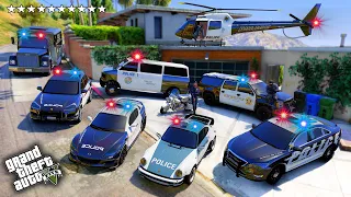 GTA V - Stealing Traffic Police Car's with Franklin in GTA 5!