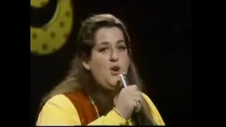 Cass Elliot - Make Your Own Kind Of Music (live)