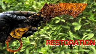 restoration beautiful rusty forest knife with a wooden handle / restoration diy