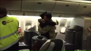 Soldier flying home finds out his father is the pilot