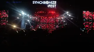 Oomleo Berkaraoke Ft Andika Babang Tamvan - Doy, live at SynchronizeFest 2019