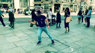 LOST SKY | Robot and Popping Mix in LONDEN Street | Freestyle ( Elyas ) Dance | Great Britain