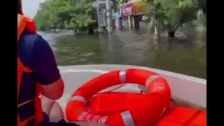 Rescue Crews Navigate Inundated Weihui Streets as Flooding Grips Henan Province