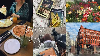 Весенний влог/ гуляю по Москве, читаю книги, праздную Масленицу☀️