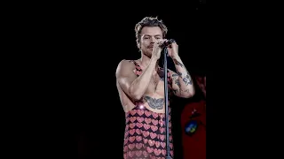 Harry Styles - "Sweet Creature"❤️‍🩹 live in London! (17.06.2023)