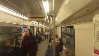 Калужско-Рижская линия. Поездка на поезде Ока "Баклажан" от Медведково до Новоясеневской.