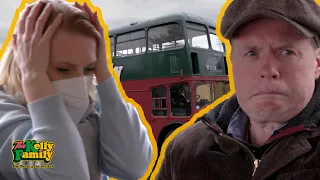 Kaputtes Getriebe & Streit ⚡​ – Fällt die Reise ins Wasser? 🚌​😵‍💫​ | The Kelly Family #01