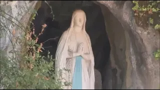 Santo Rosario  Virgen de Lourdes  MISTERIOS GLORIOSOS Miércoles 29 de Mayo de 2024