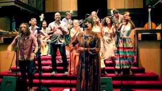 Thrive Choir (now Wildchoir) - Street Choir Medley