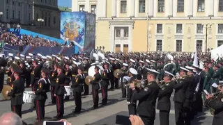 Фестиваль  военных  оркестров  на  Дворцовой  площади  12 06 2019г  часть  1