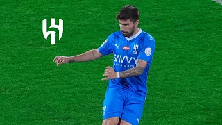 لاعب الهلال البرتغالي روبن نيفيز في مباراة الرياض 🔵⚪️ ‏Rúben Neves