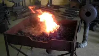 CHAMPION FORGE WITH BLOWER DEMONSTRATION