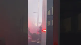 STADE BRESTOIS 29 1-1 Reims Cortège avec les ultras en avant match