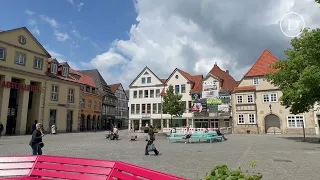 Innenstadt soll grüner werden: Pflanzung von zwei neuen Bäumen zieht sich über Jahre hin!