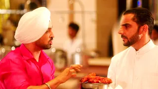 क्या बकवास शादी है यहाँ सिर्फ VEG खाना हीं रखा है | Diljit Dosanjh Comedy Scene | Ambarsariya