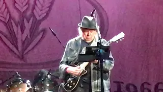 Neil Young - Down by the River /Like a Hurricane - Festival d'été de Québec - Québec Canada-7-6-2018