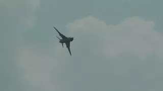 Piknik lotniczy Świdwin 2016 - pokaz dynamiczny Su-22 | Su-22 display