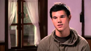 Twilight Eclipse: Taylor Lautner Interview | ScreenSlam