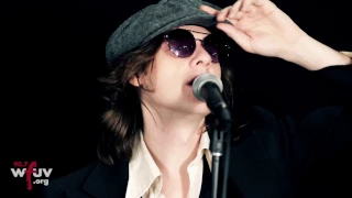Foxygen - "Follow the Leader" (Live at WFUV)