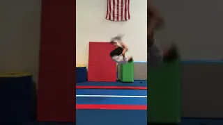 Frontflip roundoff backflip flashkick