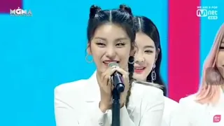 ITZY WIN NEW FEMALE ARTIST MGMA AWARDS 2019