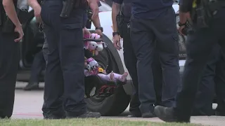 Here's what we know | Suspects in custody, baby safe after wild chase through Dallas County