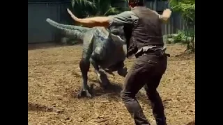 JURASSIC WORLD